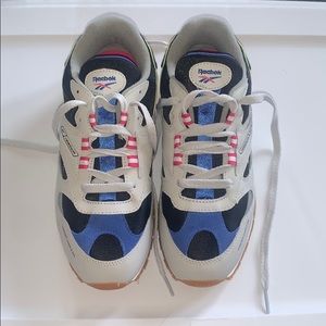 REEBOK SHOES